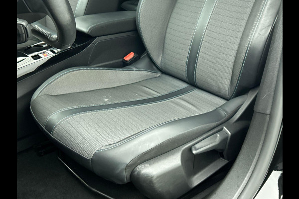 Peugeot e-208 EV Allure 50 kWh Panoramadak Airco ECC Adaptive Cruise Control Full LED Carplay Navi Parkeersensoren + Camera Achter DAB+