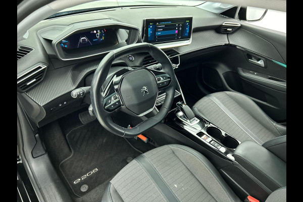 Peugeot e-208 EV Allure 50 kWh Panoramadak Airco ECC Adaptive Cruise Control Full LED Carplay Navi Parkeersensoren + Camera Achter DAB+