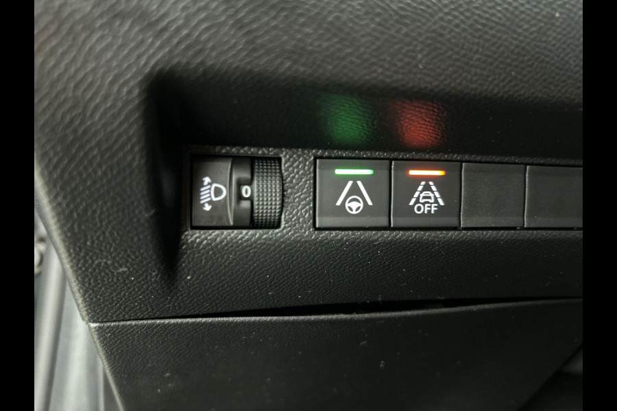 Peugeot e-208 EV Allure 50 kWh Panoramadak Airco ECC Adaptive Cruise Control Full LED Carplay Navi Parkeersensoren + Camera Achter DAB+
