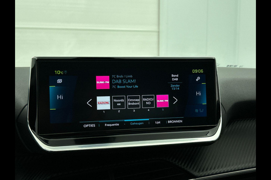 Peugeot e-208 EV Allure 50 kWh Panoramadak Airco ECC Adaptive Cruise Control Full LED Carplay Navi Parkeersensoren + Camera Achter DAB+