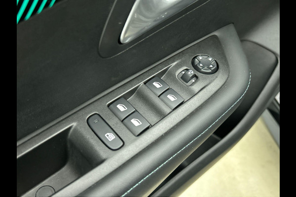 Peugeot e-208 EV Allure 50 kWh Panoramadak Airco ECC Adaptive Cruise Control Full LED Carplay Navi Parkeersensoren + Camera Achter DAB+