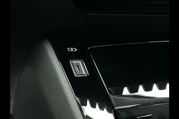 Peugeot e-208 EV Allure 50 kWh Panoramadak Airco ECC Adaptive Cruise Control Full LED Carplay Navi Parkeersensoren + Camera Achter DAB+