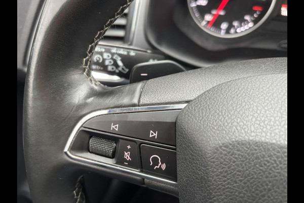 Seat Ateca 1.5 TSI Business Intense | Automaat | Trekhaak | Stoel Verwarming | Apple Carplay