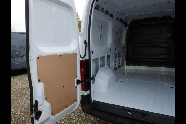 Renault Master 2.0 dCi 136PK L2H2 Airco NIEUW BPM-vrij direct uit voorraad leverbaar