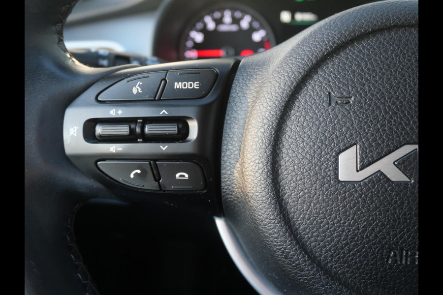 Kia Stonic 1.0 T-GDi MHEV DynamicLine | Cruise | Carplay | Airco | Camera |