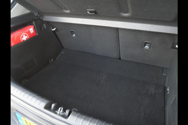 Kia Stonic 1.0 T-GDi MHEV DynamicLine | Cruise | Carplay | Airco | Camera |