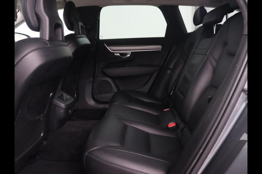 Volvo V90 2.0 D3 Momentum | Leder | Trekhaak | Stoelverwarming | Adaptive cruise | Carplay | Navigatie | Digital Cockpit | Full LED | Parkeerhulp | Climate control