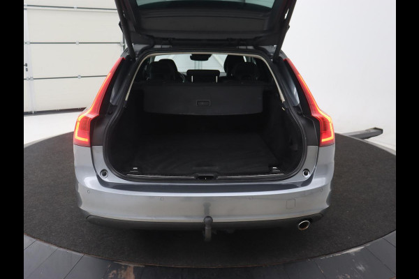 Volvo V90 2.0 D3 Momentum | Leder | Trekhaak | Stoelverwarming | Adaptive cruise | Carplay | Navigatie | Digital Cockpit | Full LED | Parkeerhulp | Climate control