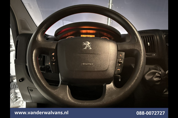 Peugeot Boxer 2.2 BlueHDi 141pk Bakwagen Laadklep Euro6 Airco | 955kg laadvermogen | Cruisecontrol Bijrijdersbank