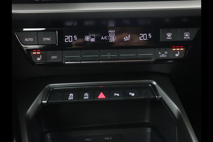Audi A3 30 TFSI S edition | Stoelverwarming | Park Assist | Carplay | Sportstoelen | Half leder | Virtual Cockpit | Full LED | Navigatie | Bluetooth | Climate control | Cruise control