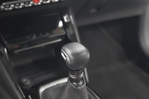 Peugeot 208 PureTech 100 Allure | Adaptieve Cruise Control | Camera | Apple Carplay