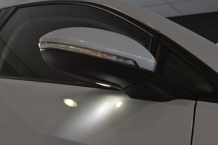 Volkswagen Golf 1.0 TSI Comf. Bus.|R-Line|Carplay|ACC|Massage