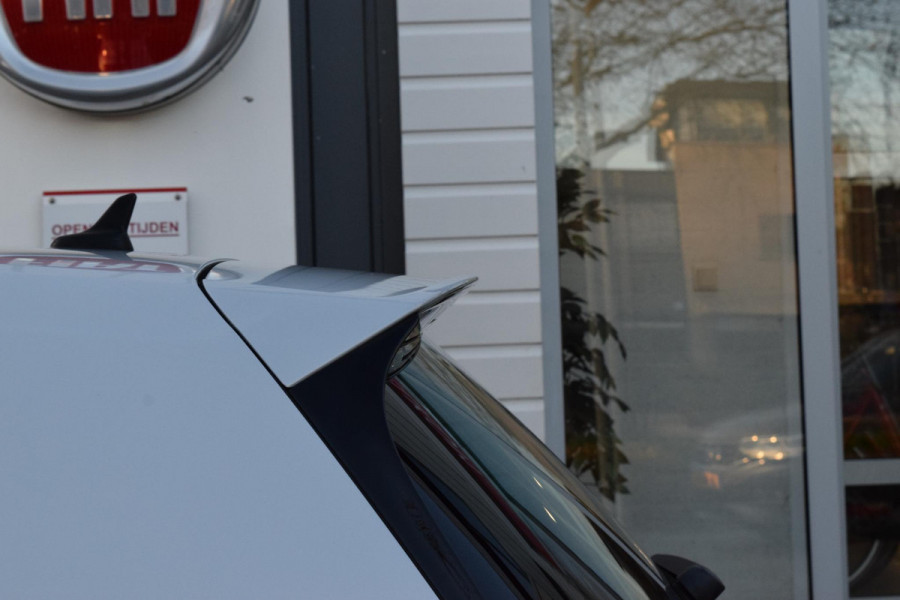 Volkswagen Golf 1.0 TSI Comf. Bus.|R-Line|Carplay|ACC|Massage