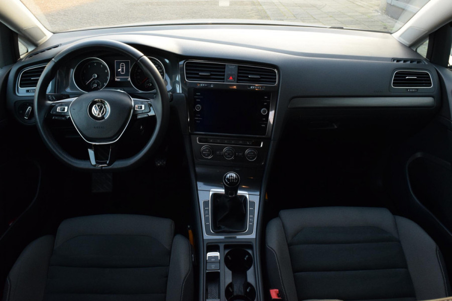 Volkswagen Golf 1.0 TSI Comf. Bus.|R-Line|Carplay|ACC|Massage