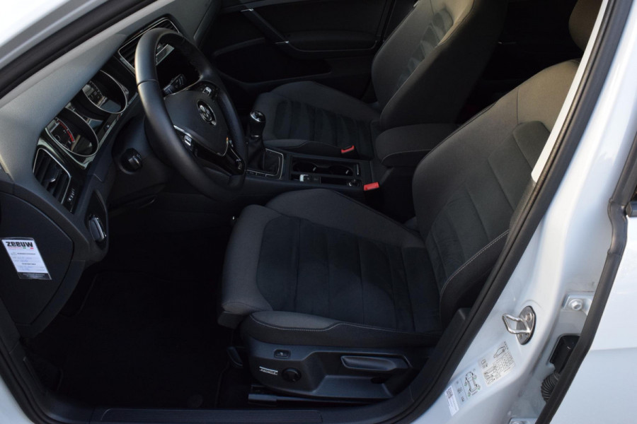 Volkswagen Golf 1.0 TSI Comf. Bus.|R-Line|Carplay|ACC|Massage