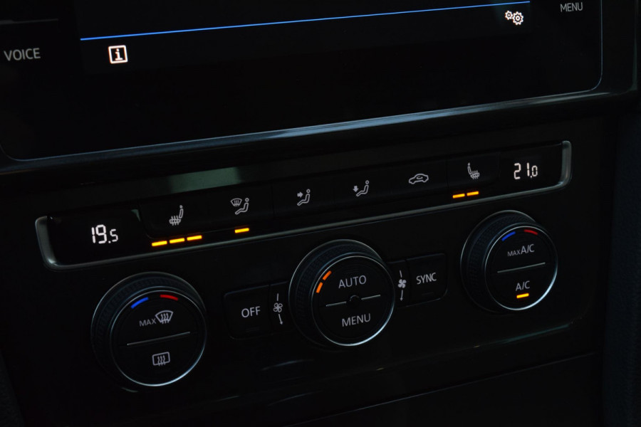 Volkswagen Golf 1.0 TSI Comf. Bus.|R-Line|Carplay|ACC|Massage