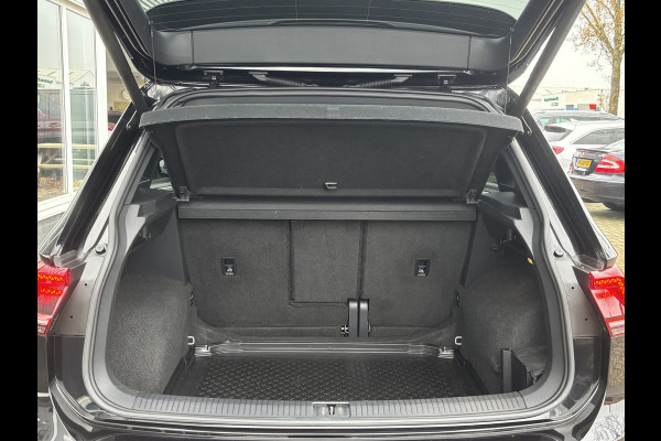 Volkswagen Tiguan 1.5 TSI ACT Highline 3x R-Line | Automaat | Pano | Adaptive Cruise | Stoelverwarming