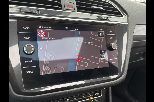 Volkswagen Tiguan 1.5 TSI ACT Highline 3x R-Line | Automaat | Pano | Adaptive Cruise | Stoelverwarming