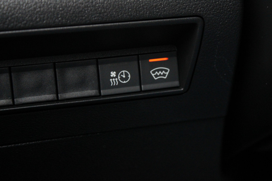 Peugeot e-Partner 136 L1 50 kWh 136pk - Airco - Cruise - PDC - Camera - Stoelverwarming - Rijklaar