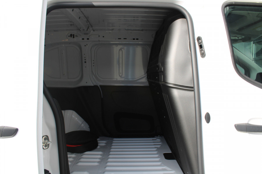 Peugeot e-Partner 136 L1 50 kWh 136pk - Airco - Cruise - PDC - Camera - Stoelverwarming - Rijklaar