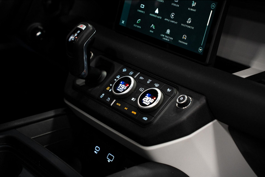 Land Rover Defender 110 2.0 P400e 110 XS Edition *Luchtvering / Panorama / Stoelventilatie / Meridian / Surround View / Keyless / Elektr. Trekhaak*