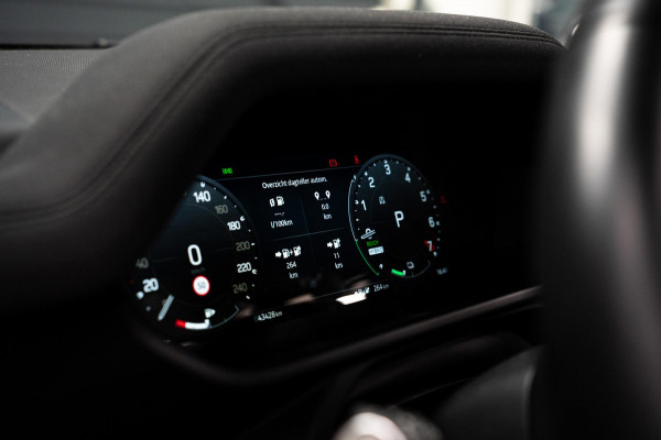 Land Rover Defender 110 2.0 P400e 110 XS Edition *Luchtvering / Panorama / Stoelventilatie / Meridian / Surround View / Keyless / Elektr. Trekhaak*