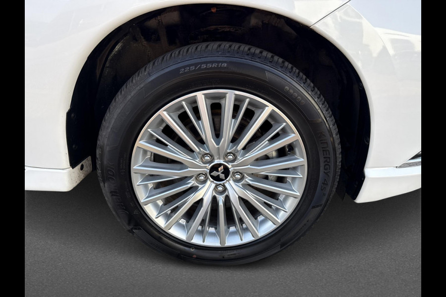 Mitsubishi Outlander 2.4 PHEV Intense+ schuifdak | trekhaak