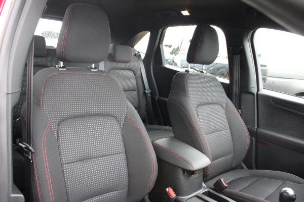 Ford Kuga 1.5 EcoBoost ST-Line | Trekhaak 1800KG | Stoel + Stuurverwarming | Climate Control | Navigatie | Cruise Control |