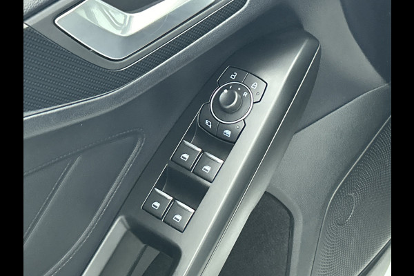 Ford FOCUS Wagon 1.5 EcoBoost ST-Line (Goed OnderH, Panoramadak, Camera, StoelV, Navi, Lane Assist, Active Cruise, Etc)