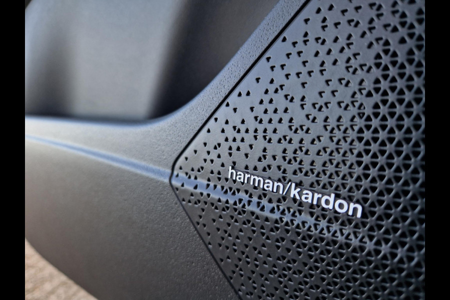 Kia Niro 1.6 GDi PHEV ExecutiveLine | Open Dak | Stoelventilatie | Dodehoek | Leder | Led |