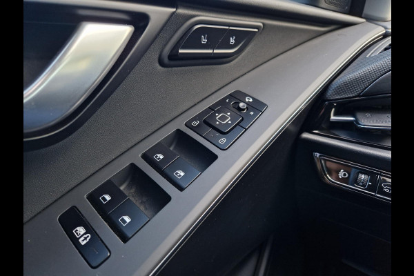 Kia Niro 1.6 GDi PHEV ExecutiveLine | Open Dak | Stoelventilatie | Dodehoek | Leder | Led |