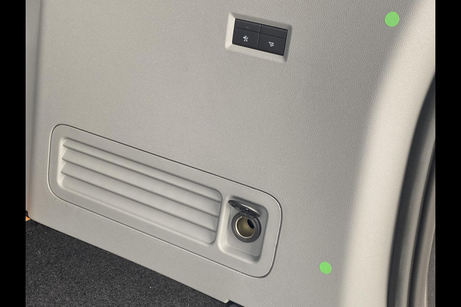 Ford Transit Custom Tourneo 340 2.5 PHEV L2H1 Titanium X 233pk | Incl. BTW/BPM Rijklaar | Handsfree elektrische dubbele zijschuifdeuren | 16-Weg elektrsich verstelbare AGR-stoel | Inklapbare trekhaak |  Tourneo Luxury Pack | Verwarmbaar stuurwiel