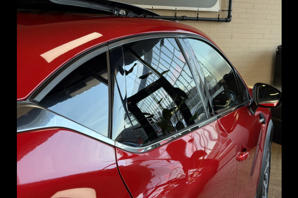 Renault Captur 1.3 TCe 160 R.S. Line | Groot Navi | Pano | Camera | Stoelverwarming | Led | 18" | 100% Dealer onderhouden!