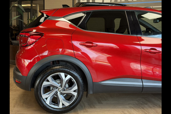 Renault Captur 1.3 TCe 160 R.S. Line | Groot Navi | Pano | Camera | Stoelverwarming | Led | 18" | 100% Dealer onderhouden!