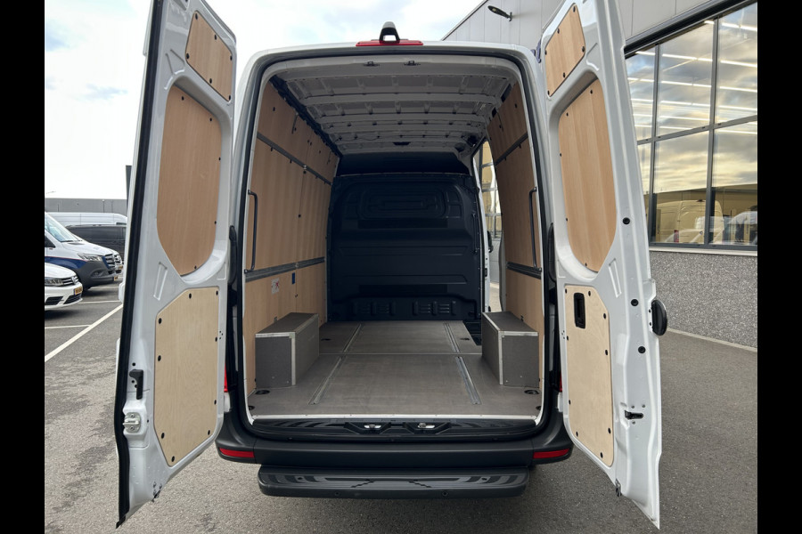Mercedes-Benz Sprinter 317 CDI L2 H2 MBUX / 360 Camera / Parkeersensoren / Navigatie / Cruise control / Airco / 270 Graden achterdeuren