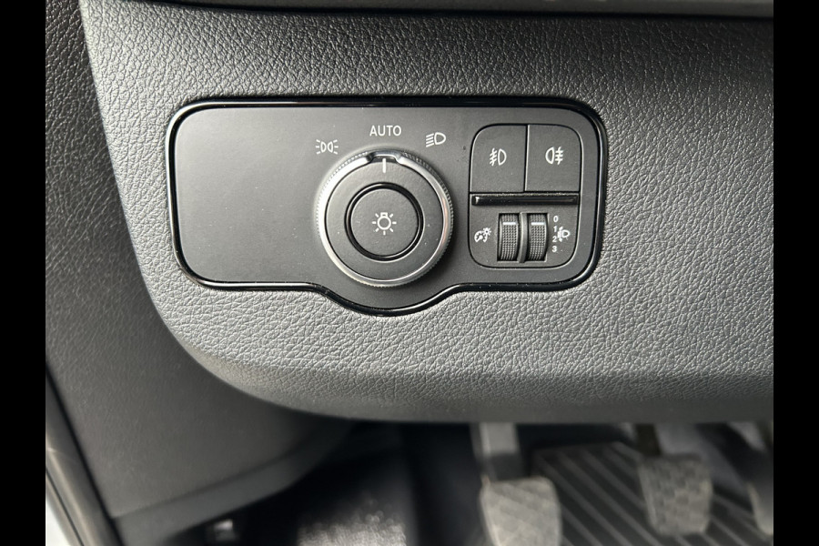 Mercedes-Benz Sprinter 317 CDI L2 H2 MBUX / 360 Camera / Parkeersensoren / Navigatie / Cruise control / Airco / 270 Graden achterdeuren