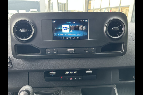 Mercedes-Benz Sprinter 317 CDI L2 H2 MBUX / 360 Camera / Parkeersensoren / Navigatie / Cruise control / Airco / 270 Graden achterdeuren
