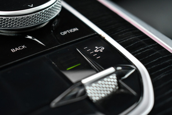 BMW X5 xDrive50e M-Sport Skylounge Comf-stoel ACC 360 HUD H/K 22inch BTW-auto