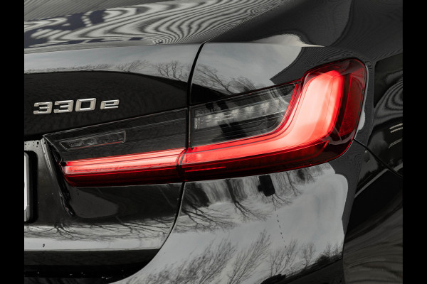 BMW 3-serie 330e M-Sport - LCI 2 - Schuifdak - Trekhaak - Widescreen - Hifi - Camera