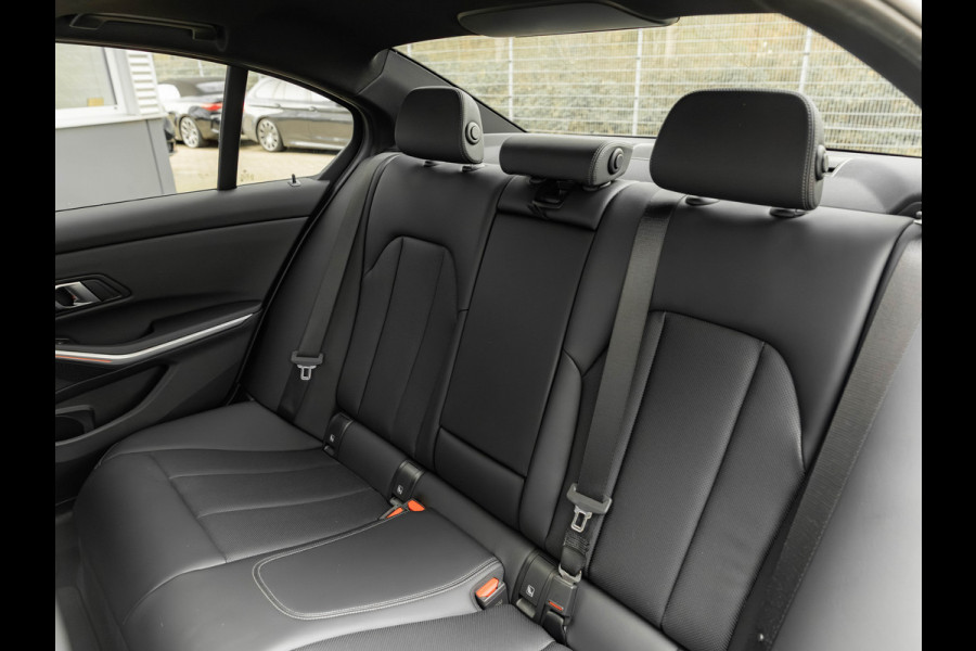 BMW 3-serie 330e M-Sport - LCI 2 - Schuifdak - Trekhaak - Widescreen - Hifi - Camera