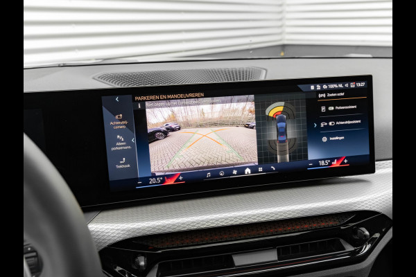 BMW 3-serie 330e M-Sport - LCI 2 - Schuifdak - Trekhaak - Widescreen - Hifi - Camera