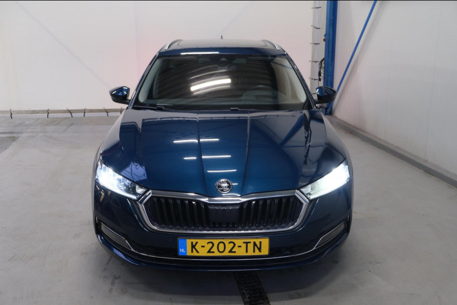 Škoda Octavia Combi 1.0 e-TSI Business Edition Plus Automaat - N.A.P. Airco, Cruise, Navi, PDC, Camera, Trekhaak.