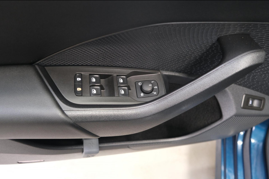 Škoda Octavia Combi 1.0 e-TSI Business Edition Plus Automaat - N.A.P. Airco, Cruise, Navi, PDC, Camera, Trekhaak.