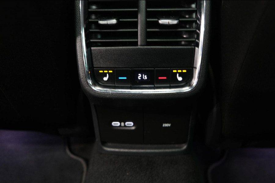 Škoda Octavia Combi 1.0 e-TSI Business Edition Plus Automaat - N.A.P. Airco, Cruise, Navi, PDC, Camera, Trekhaak.