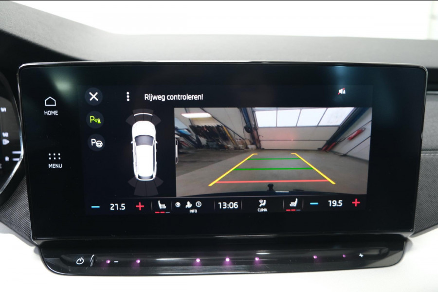 Škoda Octavia Combi 1.0 e-TSI Business Edition Plus Automaat - N.A.P. Airco, Cruise, Navi, PDC, Camera, Trekhaak.