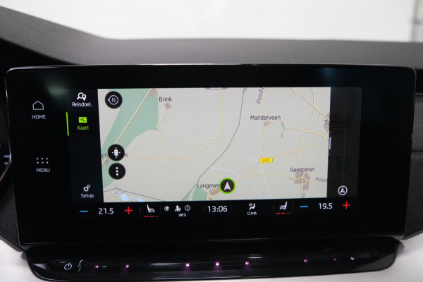 Škoda Octavia Combi 1.0 e-TSI Business Edition Plus Automaat - N.A.P. Airco, Cruise, Navi, PDC, Camera, Trekhaak.