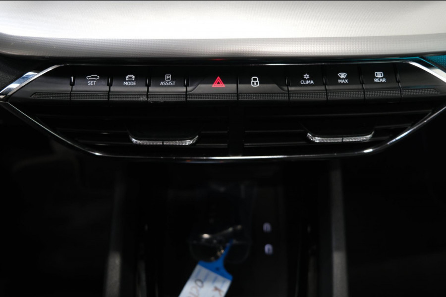 Škoda Octavia Combi 1.0 e-TSI Business Edition Plus Automaat - N.A.P. Airco, Cruise, Navi, PDC, Camera, Trekhaak.