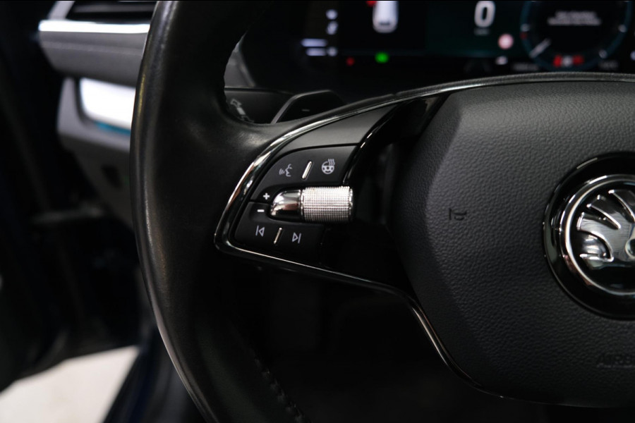 Škoda Octavia Combi 1.0 e-TSI Business Edition Plus Automaat - N.A.P. Airco, Cruise, Navi, PDC, Camera, Trekhaak.