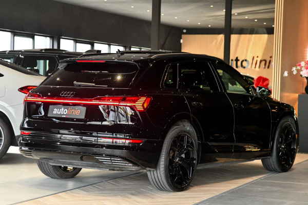 Audi e-tron E-tron 55 quattro S-Line 95 kWh. Pano, Luchtvering, Leder, Camera, Dodeh, CarPlay!