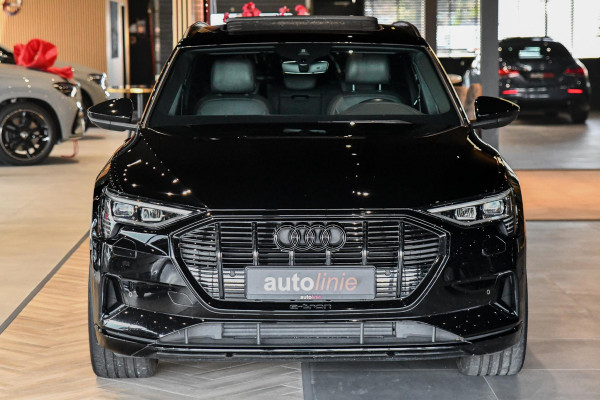 Audi e-tron E-tron 55 quattro S-Line 95 kWh. Pano, Luchtvering, Leder, Camera, Dodeh, CarPlay!